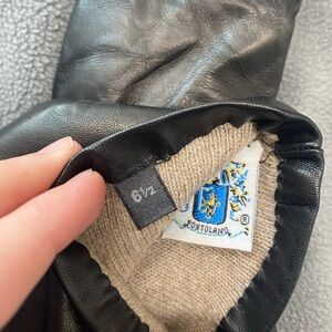 Portolano Black Leather Gloves